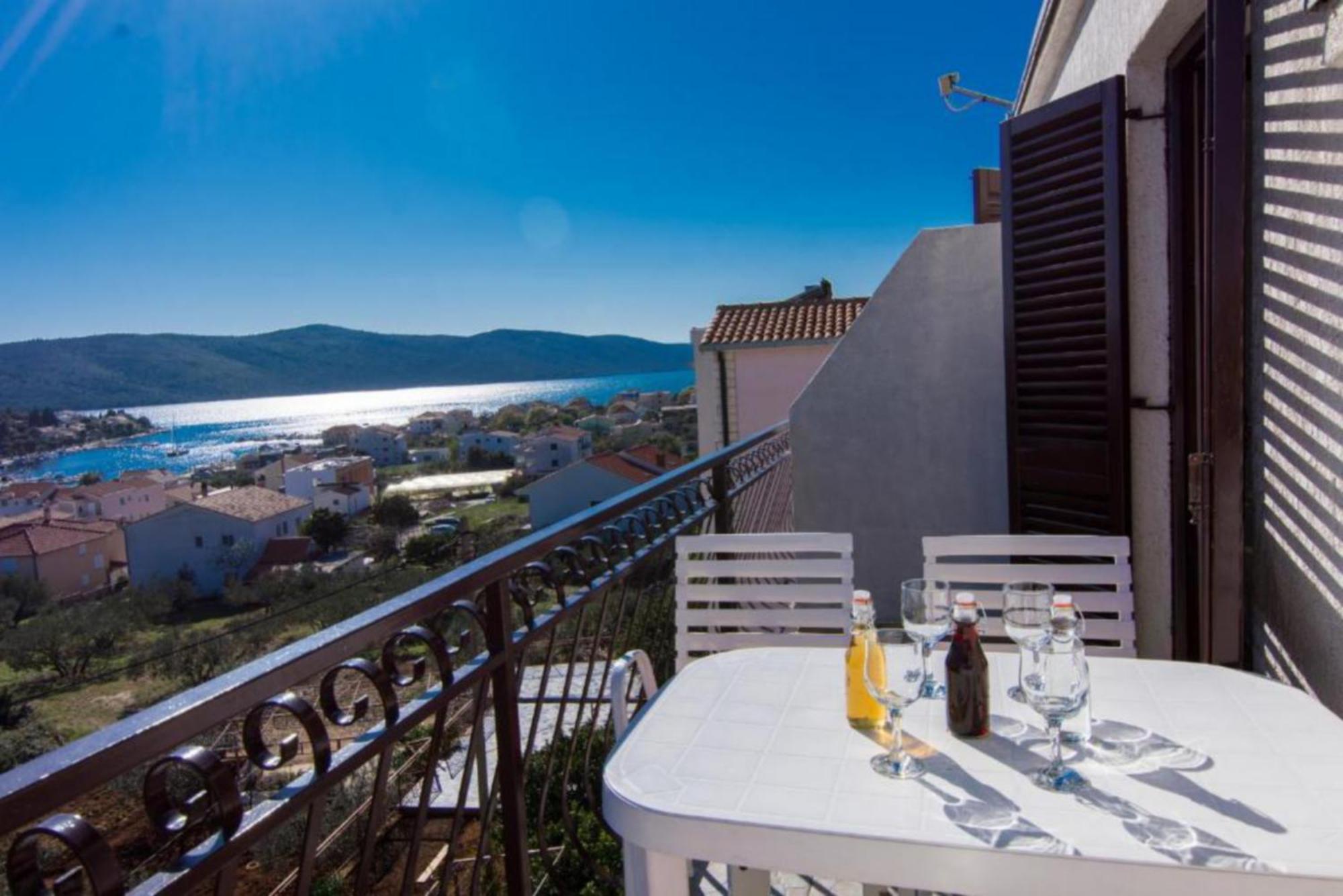 Mato With Balconies, Garden & The Sea View